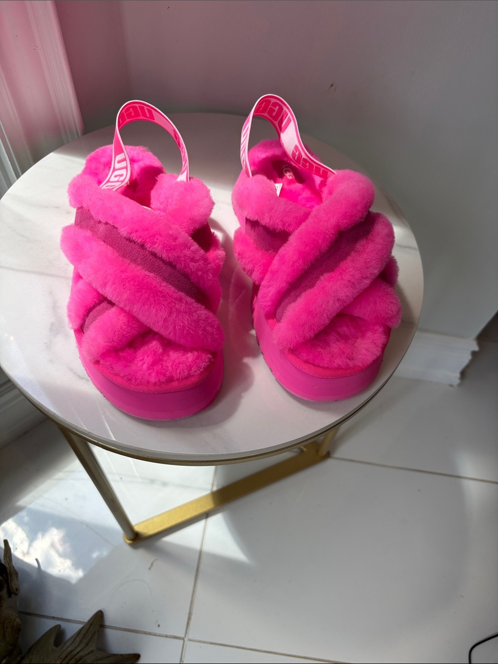 BRAND NEW UGG Hot Pink Fuzzy Platform Sandals Size 7